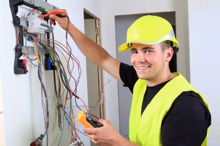 elektricien Middelaar